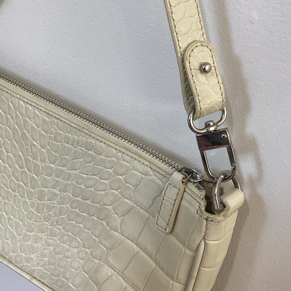 BY FAR Cream Crocodile-Embossed Clutch - Picture 3 of 3